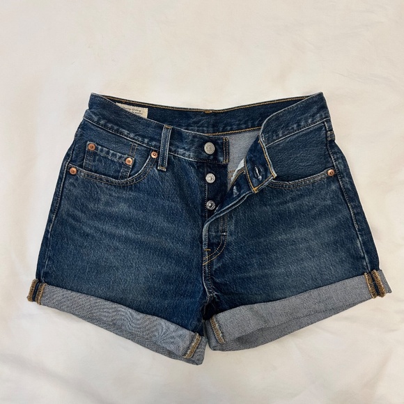 Levi's 501 Long Short (25) - Picture 1 of 4